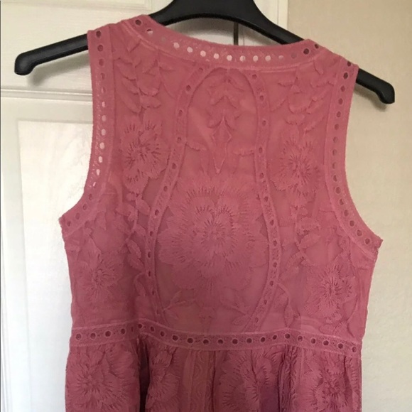 Woman’s lace tank top size small new - Picture 1 of 3